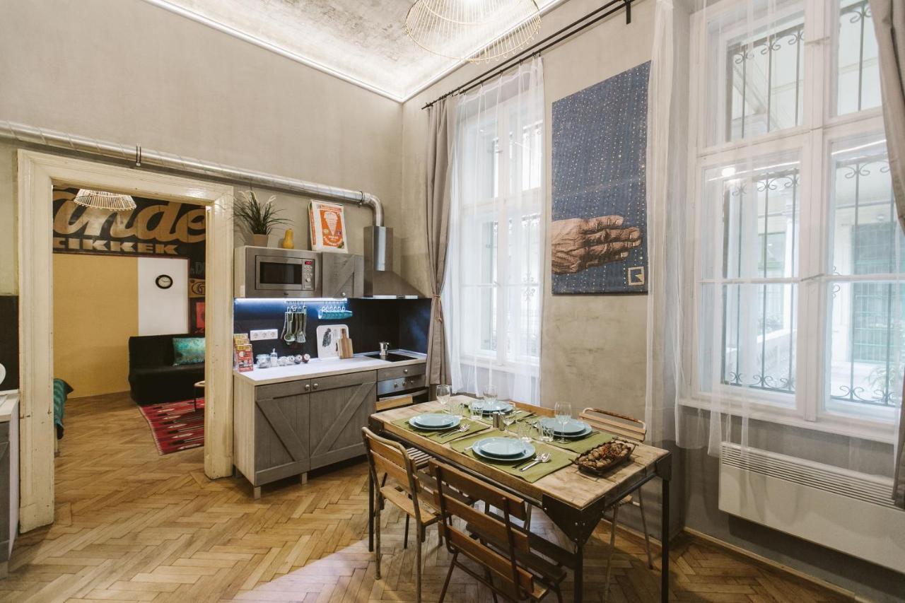 The Art Of Apartamento Budapest